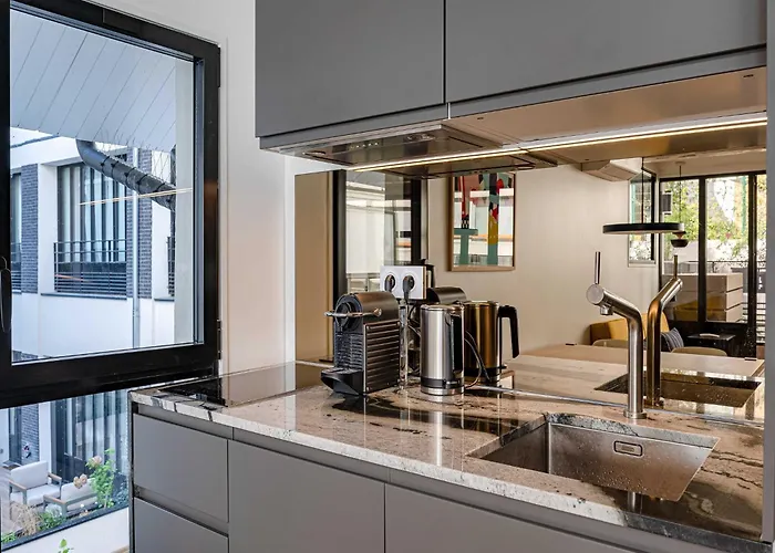 Apartamento Marais Area - Outdoor Patio - A C - 2bdr Paris